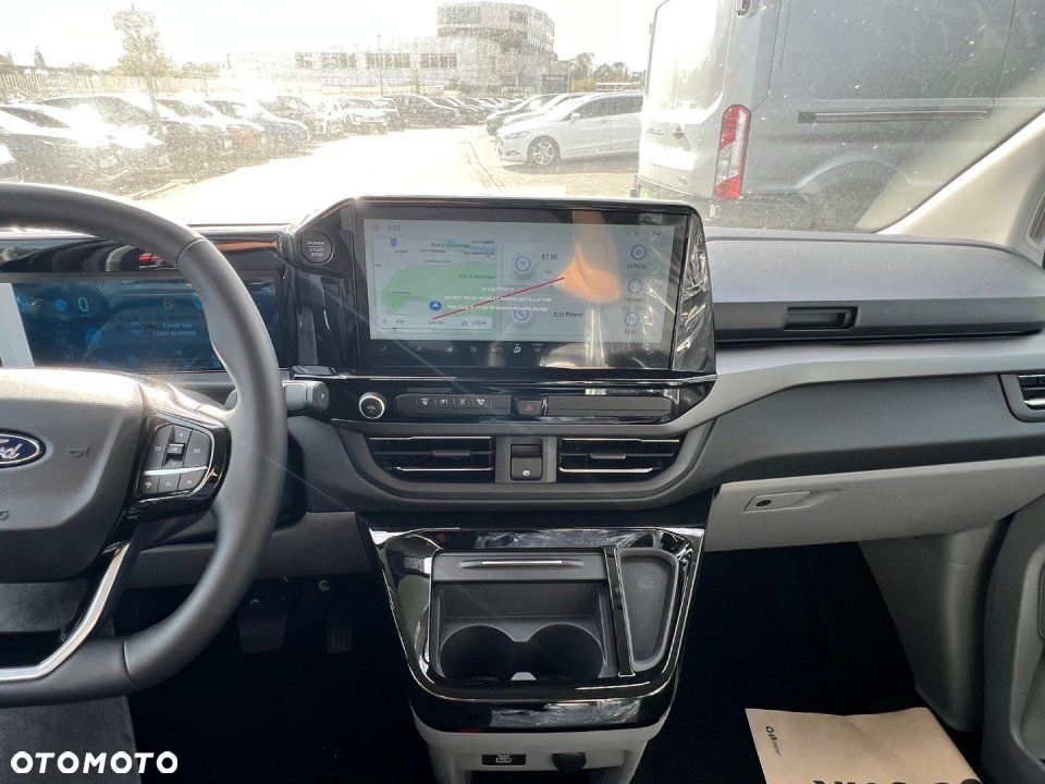 Ford Tourneo Custom - 7