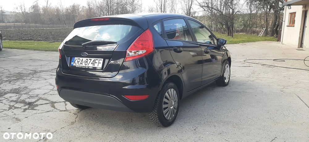 Ford Fiesta - 13