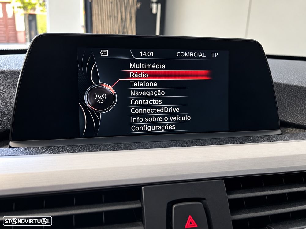 BMW 318 d Sport Line - 8