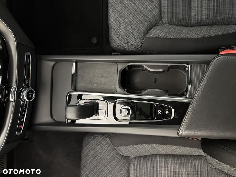Volvo XC 60 - 20