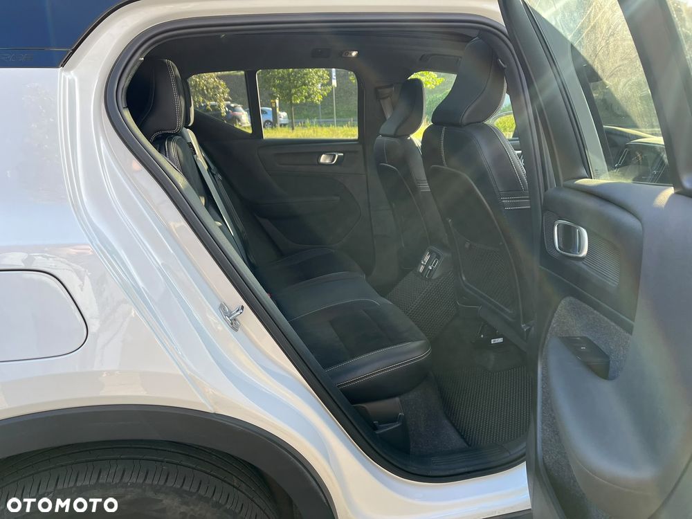 Volvo XC 40 T5 AWD R-Design - 14