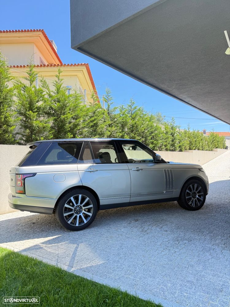 Land Rover Range Rover 4.4 SDV8 Autobiography - 2