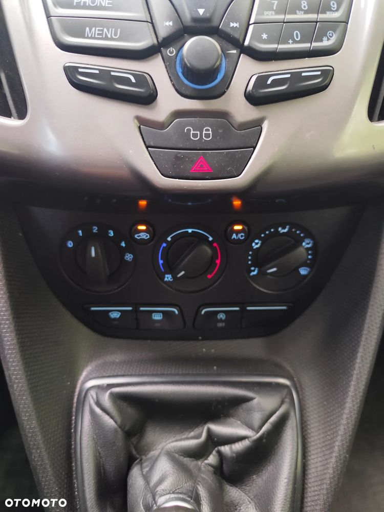 Ford Tourneo Connect Grand - 19