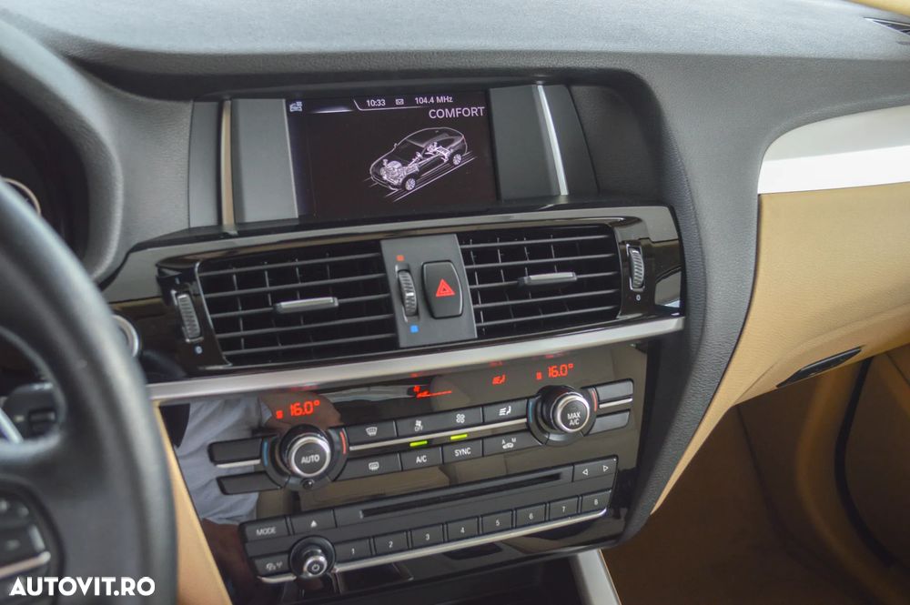 BMW X4 xDrive20i AT Advantage - 12