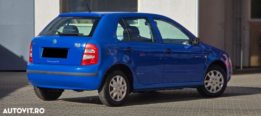 Skoda Fabia 2003 photo 3