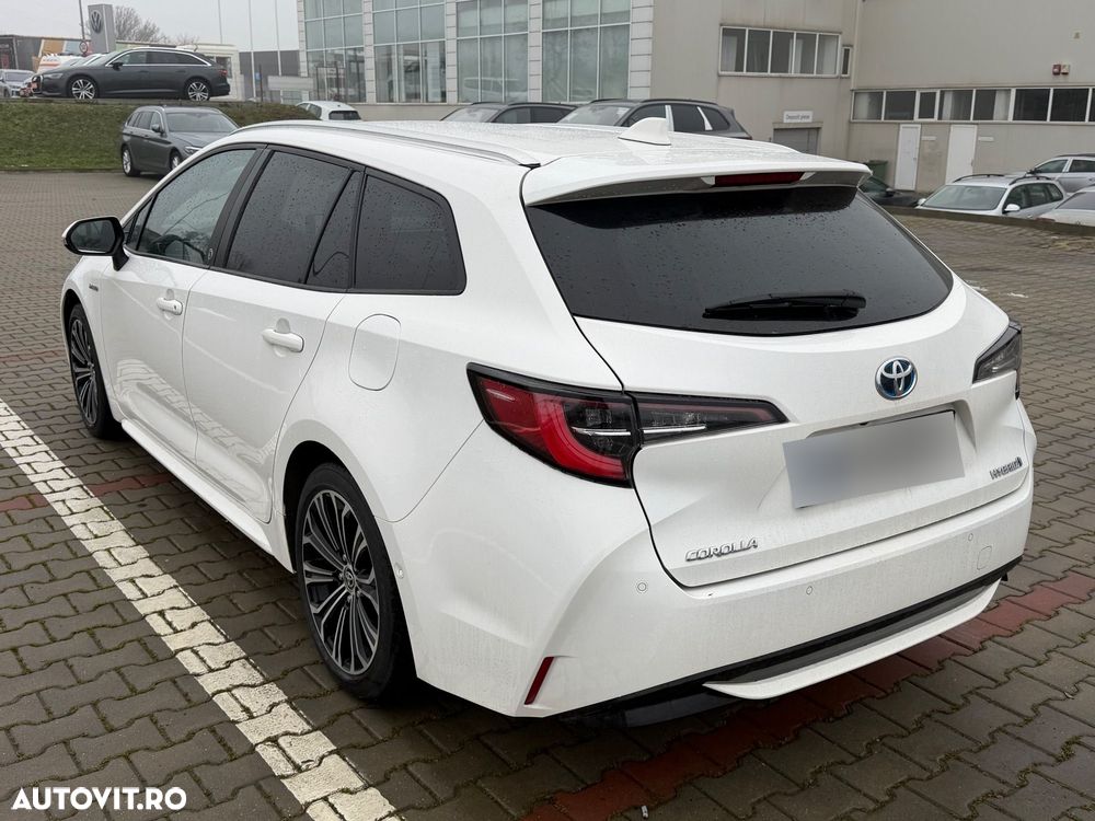 Toyota Corolla - 3