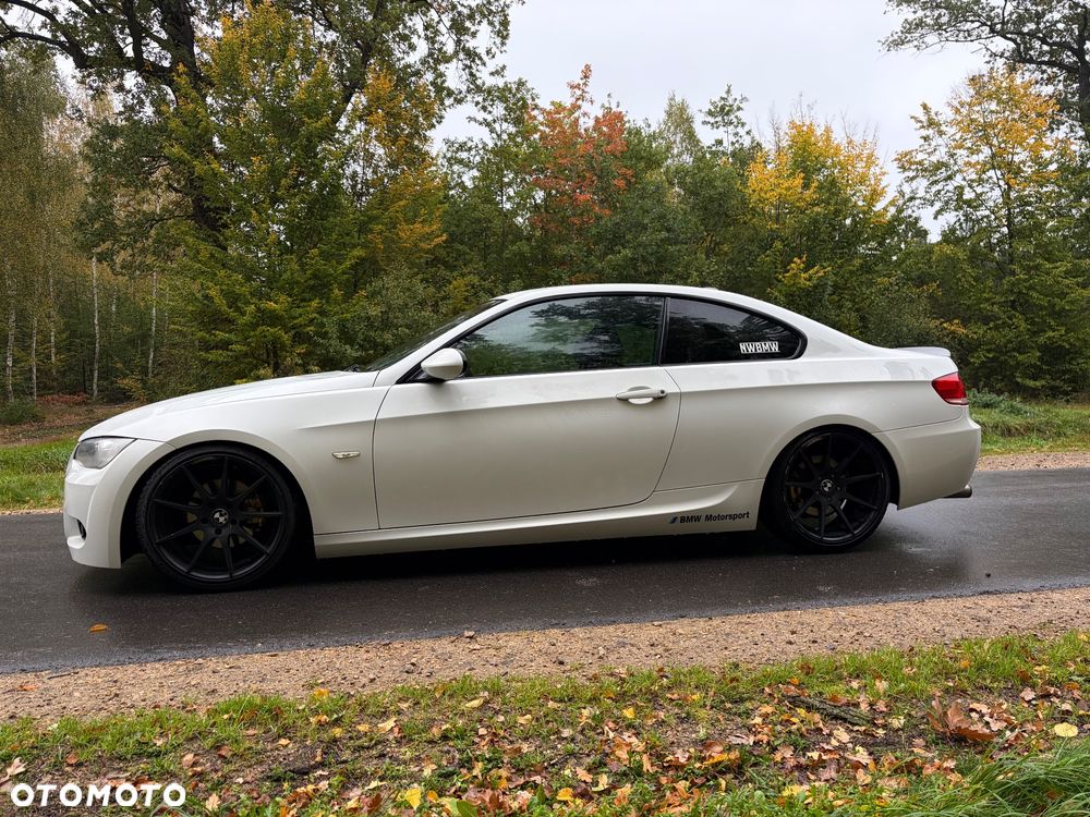BMW E92 320I 2008 photo 4