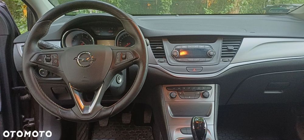 Opel Astra 1.4 Essentia - 8