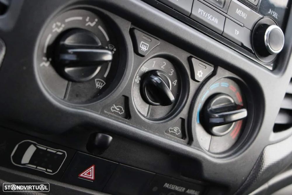 Mitsubishi L200 2.3 DI-D Club Invite 4WD - 14