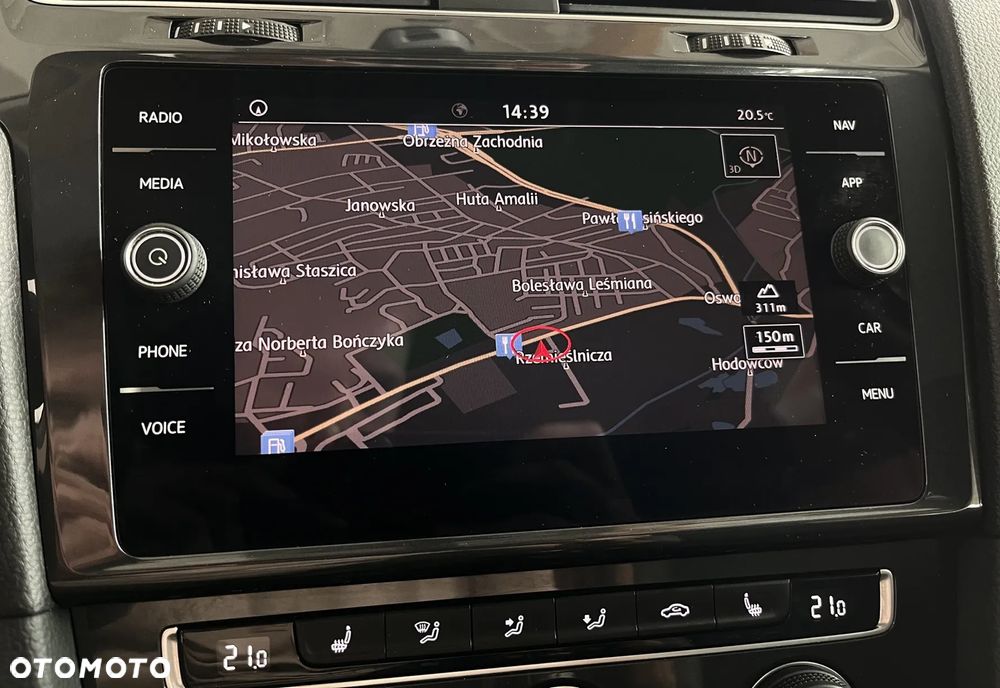 Volkswagen Golf VII 1.6 TDI BMT Comfortline - 16