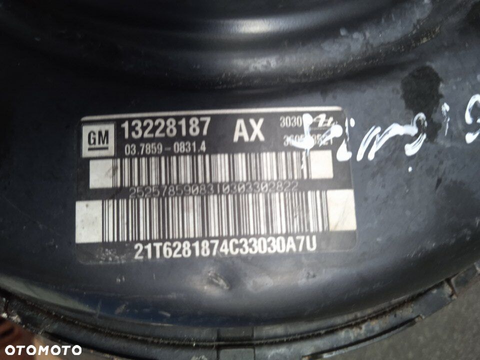 Serwo Hamulcowe Opel Insignia 13228187 - 2