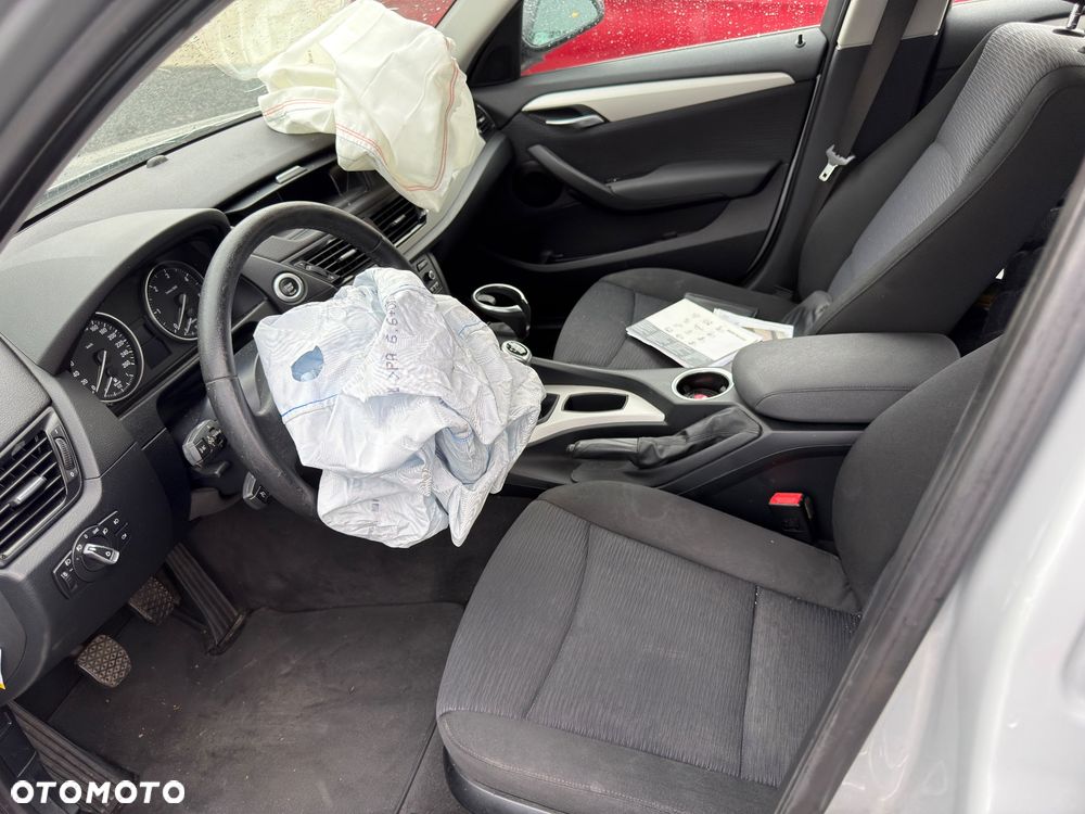 BMW X1 sDrive16d xLine - 10