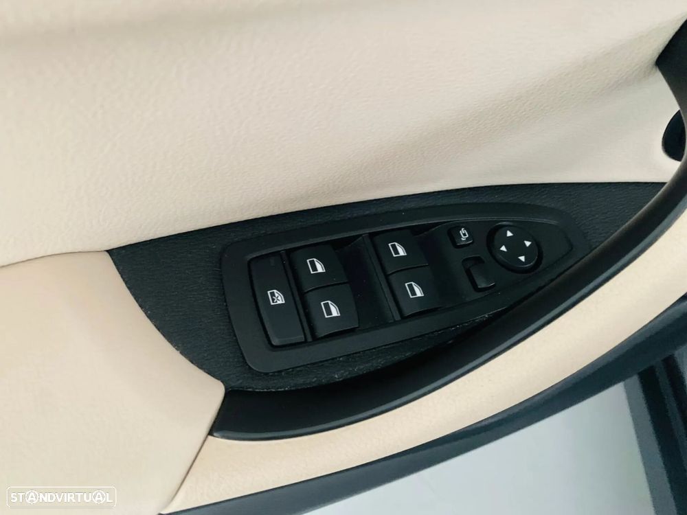 BMW X2 25 e xDrive - 7