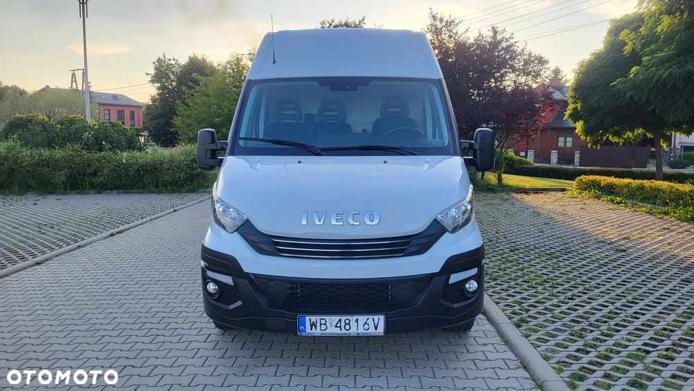 Iveco Daily 35s150 silnik 3.0 L4H2 /  furgon / blaszak / przebieg 83.000/ jeden właściciel krajowy - 2
