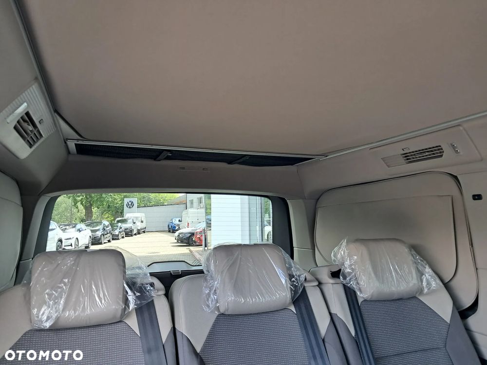 Volkswagen Multivan - 10