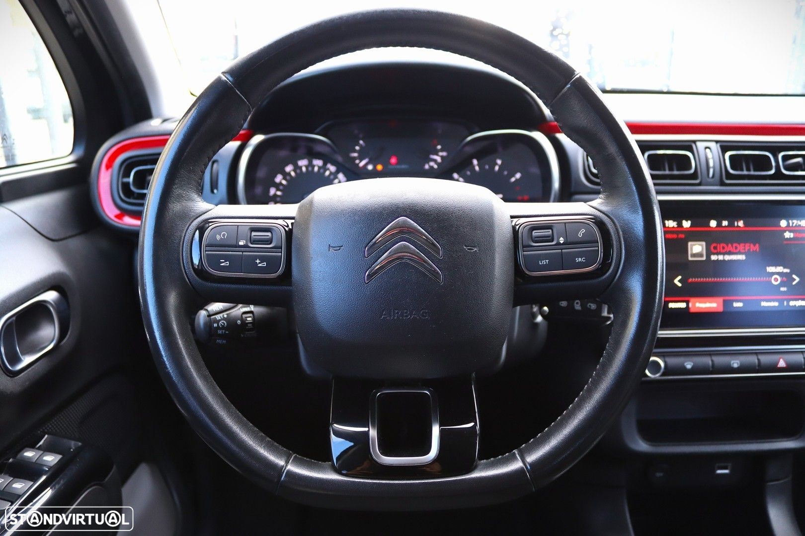 Citroën C3 1.2 PureTech Shine - 15