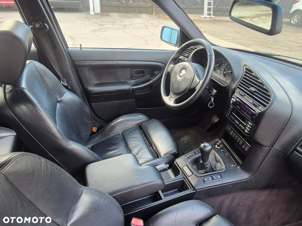 BMW Seria 3 - 17