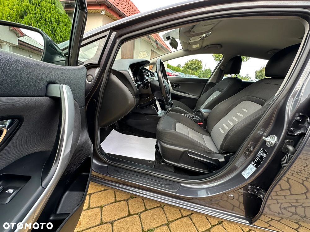 Kia Ceed Cee'd 1.6 GDI XL - 18