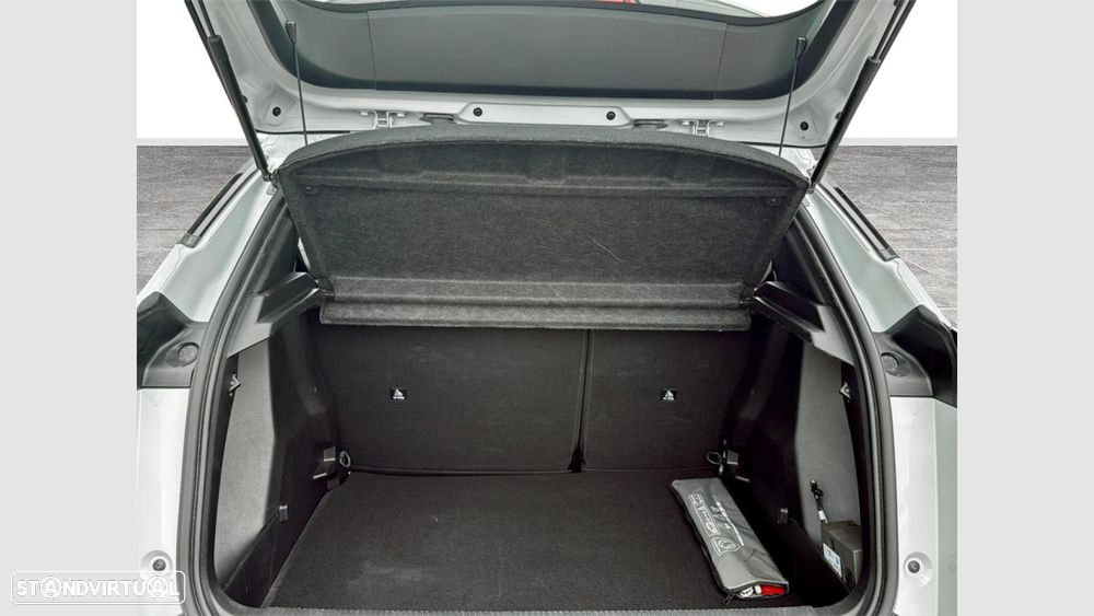 Peugeot 2008 1.2 PureTech Style - 16
