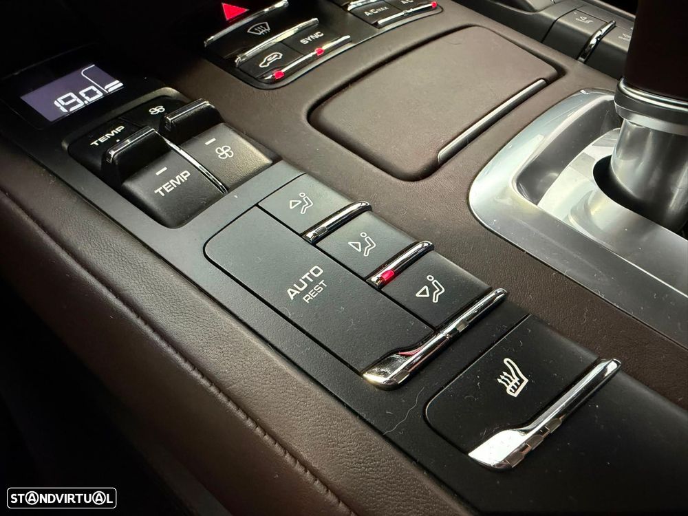 Porsche Cayenne S E-Hybrid Platinum Edition - 14