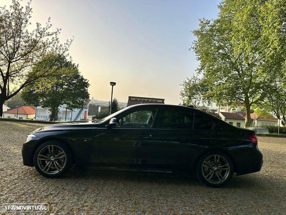 BMW 320 d Pack M Shadow Auto - 4