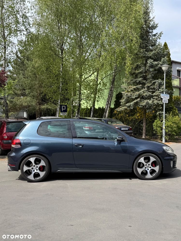 Volkswagen Golf ver-2-0-tsi-gti-dsg - 5