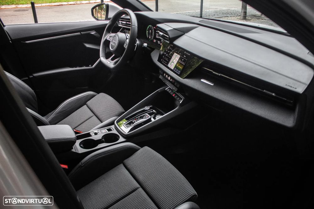 Audi A3 Sportback 40 TFSIe S tronic S line - 27