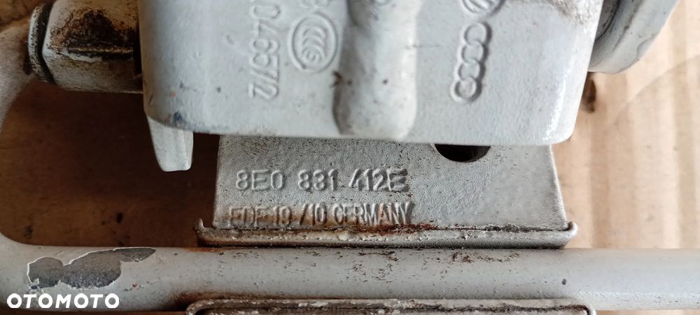 Zawias zawiasy drzwi prawy przód para Audi A3 8P LY9C - 5