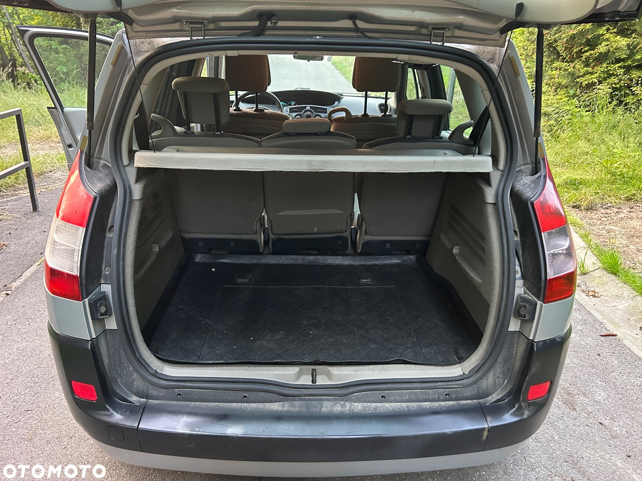 Renault Scenic 1.4 16V Authentique - 11