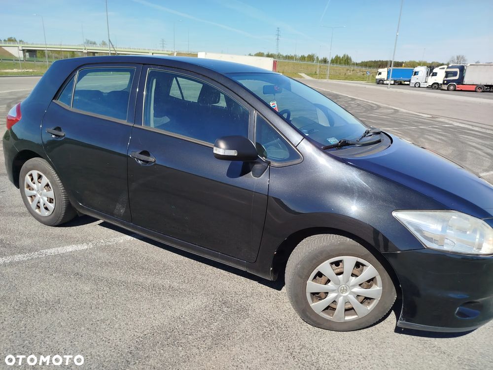 Toyota Auris 1.4 D-4D Luna - 12