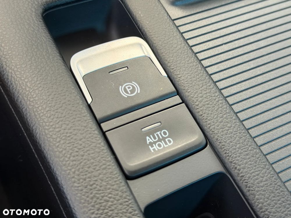 Volkswagen Passat 2.0 TDI EVO Elegance - 19