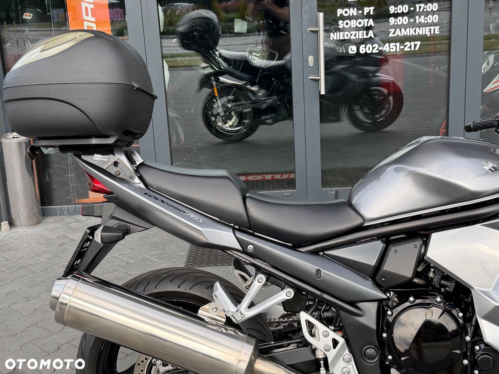 Suzuki GSX - 10