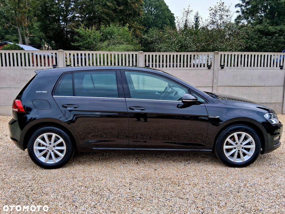 Volkswagen Golf - 5