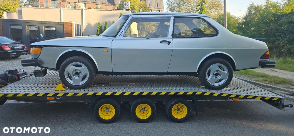 Saab 900 1986 photo 2