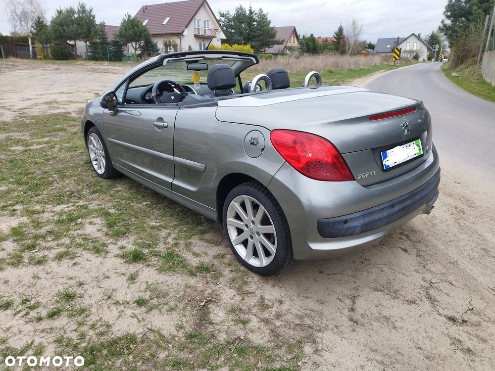 Peugeot 207 CC 120 VTi Roland Garros - 6