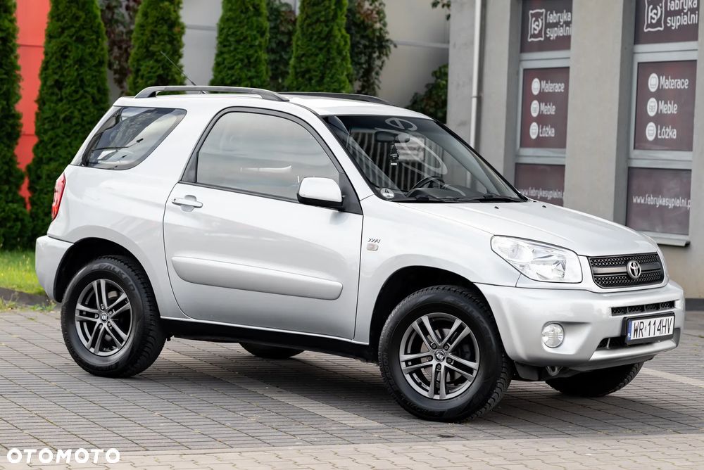 Toyota RAV4 1.8 VVT-i Luna 2WD - 1