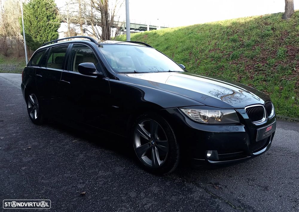 BMW 320 d Navigation Sport - 3