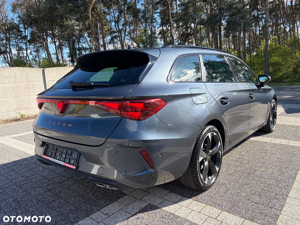 Cupra Leon 1.5 eTSI DSG - 5