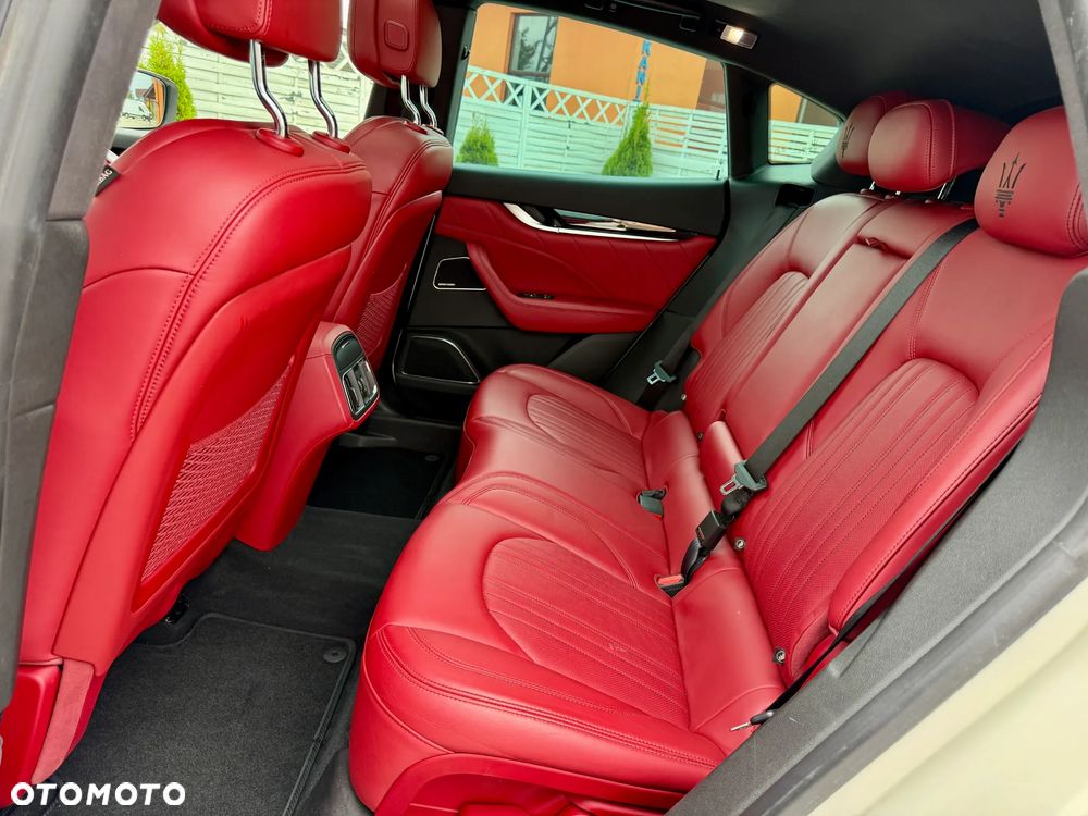 Maserati Levante S Q4 - 20