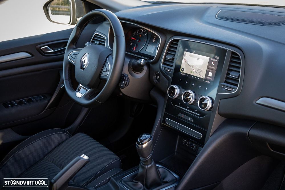 Renault Mégane 1.5 Blue dCi Intens - 49