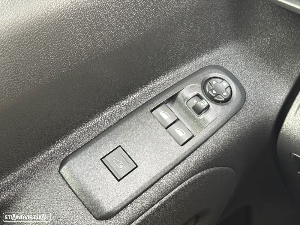 Opel Combo 1.5 CDTi IVA DEDUTÍVEL - 24