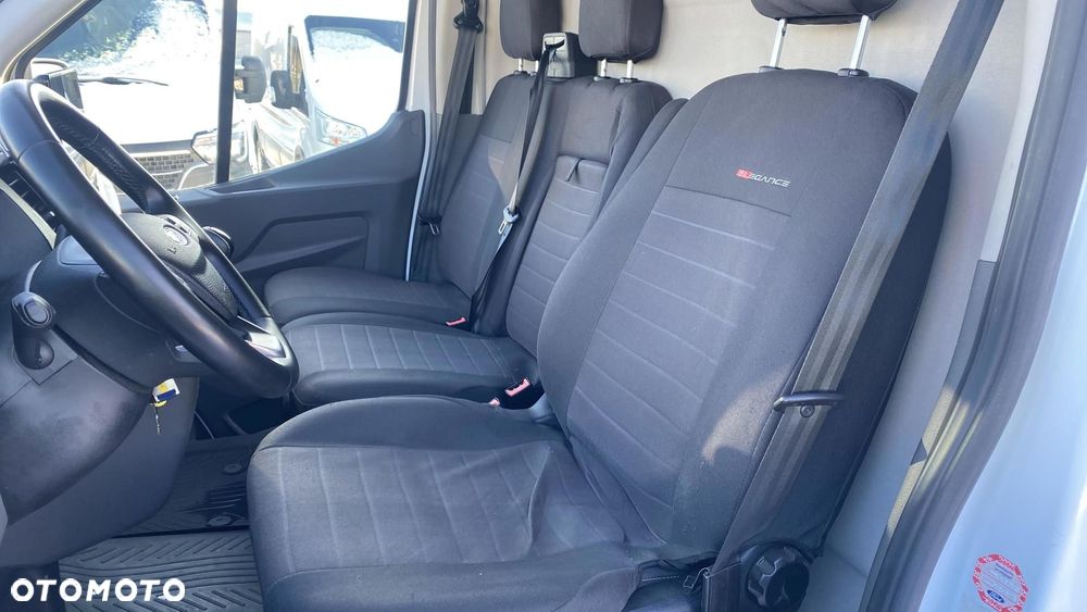 Ford Transit - 11