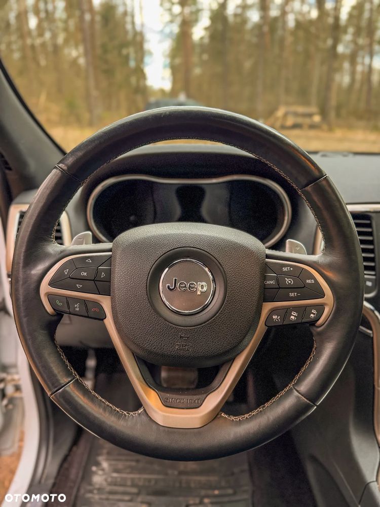 Jeep Grand Cherokee 5.7 V8 HEMI 4WD Automatik S - 34