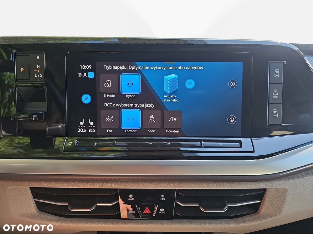 Volkswagen Multivan - 24