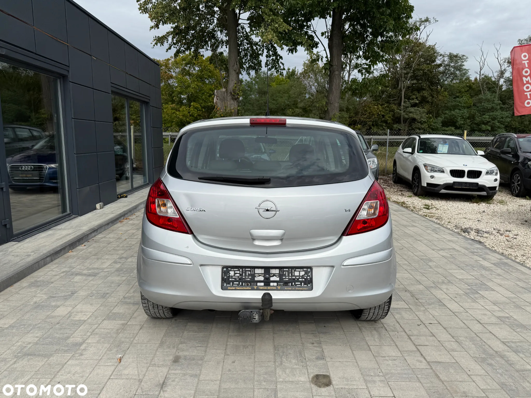 Opel Corsa 1.4 16V Cosmo - 9