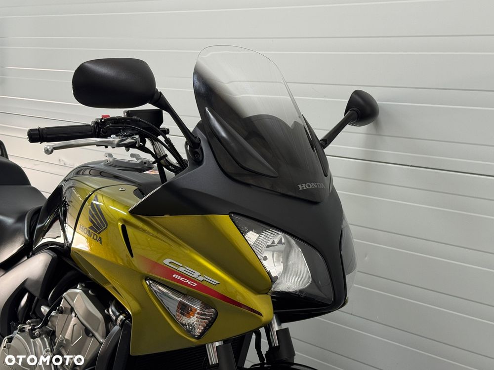 Honda CBF - 13
