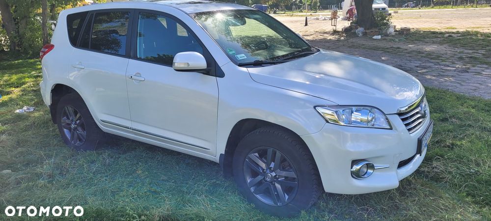 Toyota RAV4 2.2 D-4D 2010 - 1