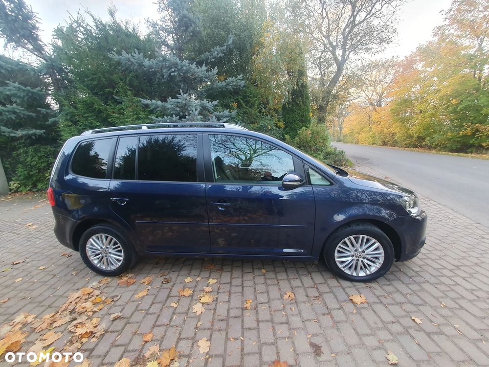 Volkswagen Touran 2.0 TDI DPF BlueMotion Technology DSG Comfortline - 3