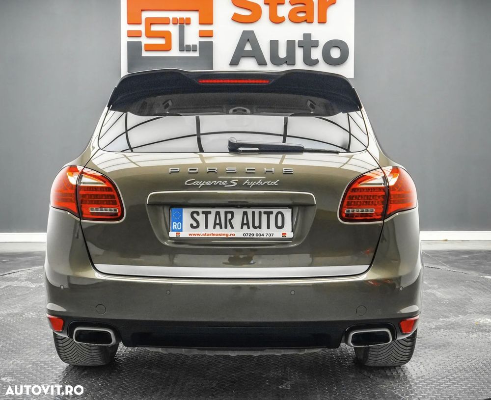 Porsche Cayenne - 6
