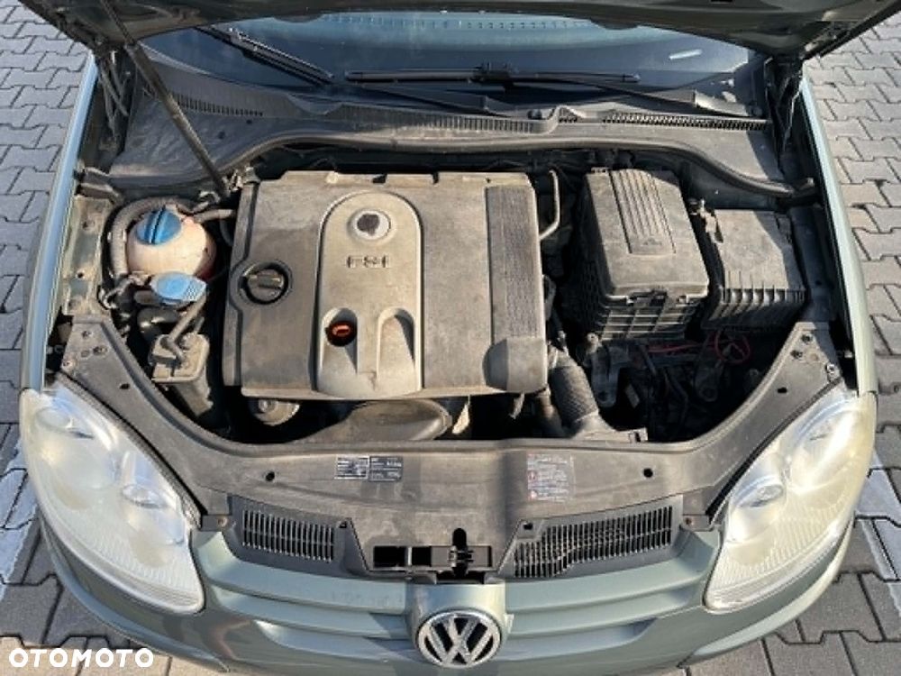 Volkswagen Golf 1.6 FSI Comfortline - 22